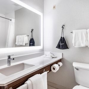 King Room Hearing Accessible